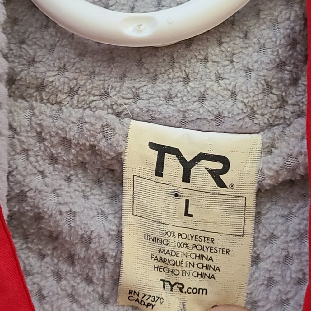 TYR Women’s Alliance Podium Parka Size L - Picture 4 of 7